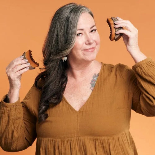 SculptéGlow™ Contours sans effort pour un éclat radieux et jeune